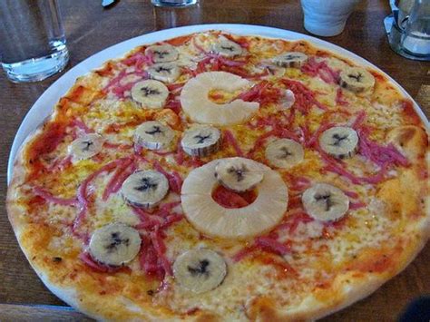 The 13 Most Bizarre And Disgusting Pizza Toppings | Pizza toppings, Weird pizza toppings, Sweet ...