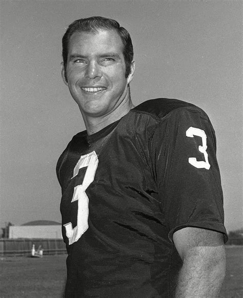 Daryle Lamonica | American football player | Britannica