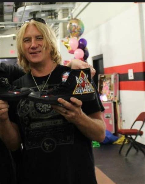 Joe Elliott, Def Leppard, Joes