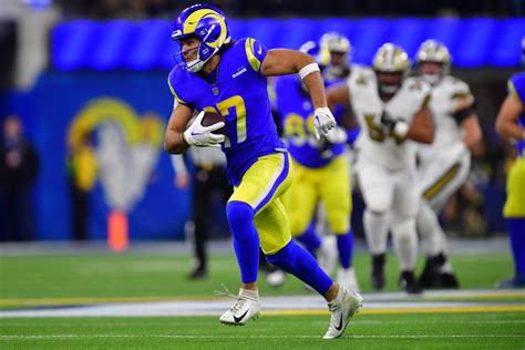 San Francisco 49ers LB Fred Warner Praises Los Angeles Rams WR Puka Nacua: 'Dialed In!' - Sports ...