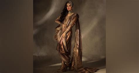 8 Saree Looks Inspired By All Time Elegant Looks Of Rekha | LBB