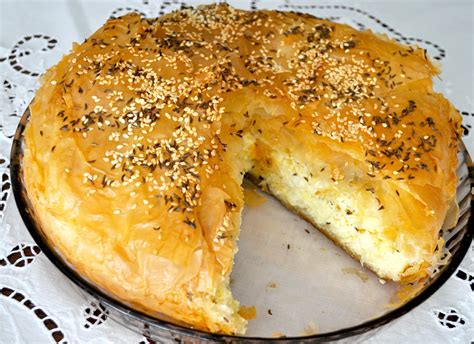 Cooking with Herbs & Spices: SAVORY CHEESE PIE / PLACINTA CU BRANZA SARATA