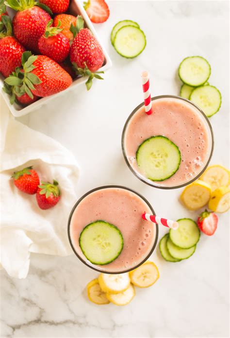 Strawberry Banana Cucumber Smoothie - Robust Recipes