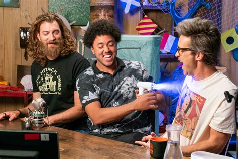 Rhett & Link on Twitter: "we're trying our best with @jarvis! https://t.co/joH0ccRyFh" / Twitter