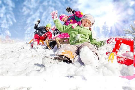 Best Snow Sleds for Kids 2022: Oh What Fun it is to Ride - LittleOneMag