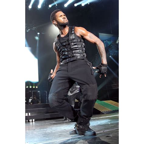 Usher On Stage For Usher In The Omg Tour Mandalay Bay Events Center Las Vegas Nv November 13 ...