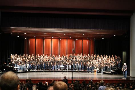 Westwood Learning Community Concert Unifies Choir Programs – Westwood Horizon