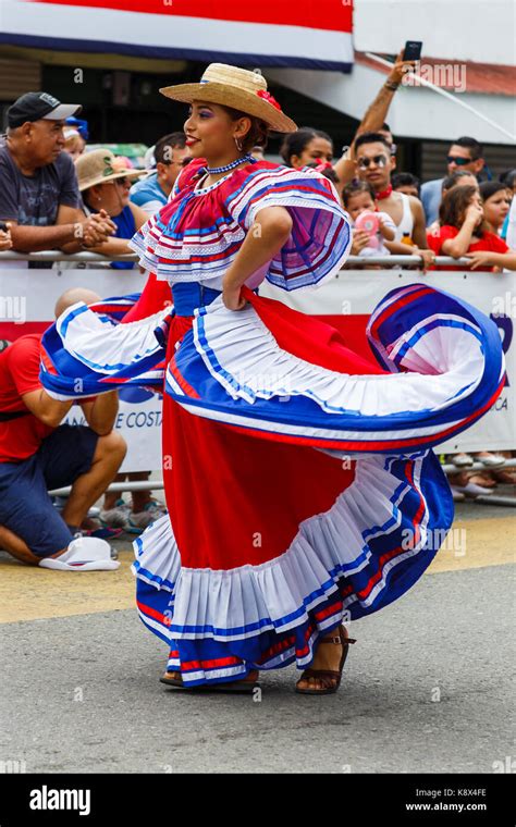 Costa rica traditional costume Banque de photographies et d’images à ...