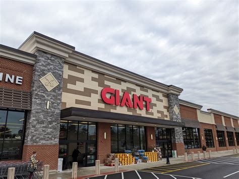 TOUR: GIANT Food Stores - Doylestown, PA