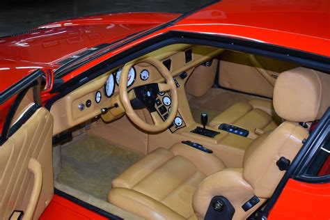 De Tomaso Pantera Interior