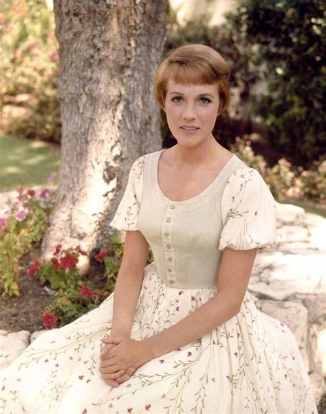 Julie Andrews Online on Twitter | Sound of music costumes, Julie andrews, Sound of music