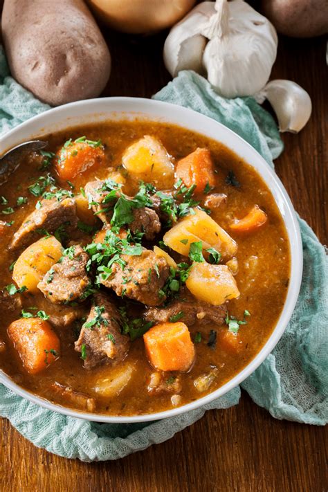 Classic Irish Stew - mom makes dinner