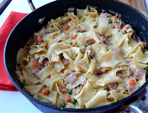 Cleo Coyle Recipes.com: Pennsylvania Dutch Creamy Noodle Casserole from author Cleo Coyle