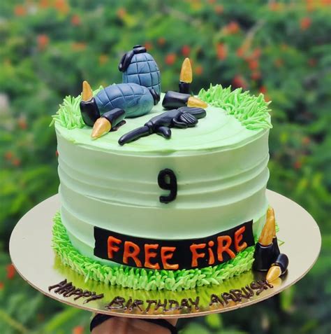 Free Fire Cake|Birthday Cakes Online delivery Hyderabad|CakeSmash.in