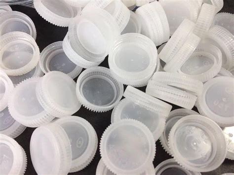 25 Clear White Bottled Water Plastic Bottle Caps Lids Kids Crafts Upcycle - Etsy