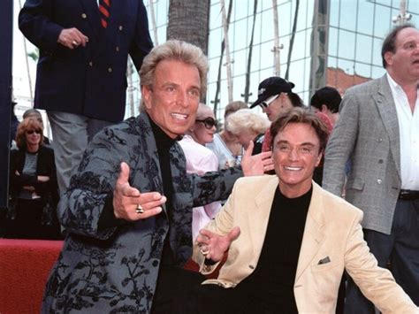 Netflix plans documentary about Siegfried and Roy - Law & Crime News