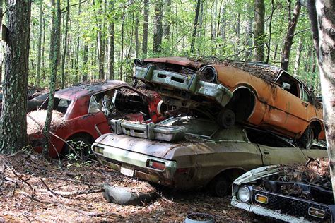 Abandoned autos | ... is Full of Abandoned Muscle Cars and Classics ...