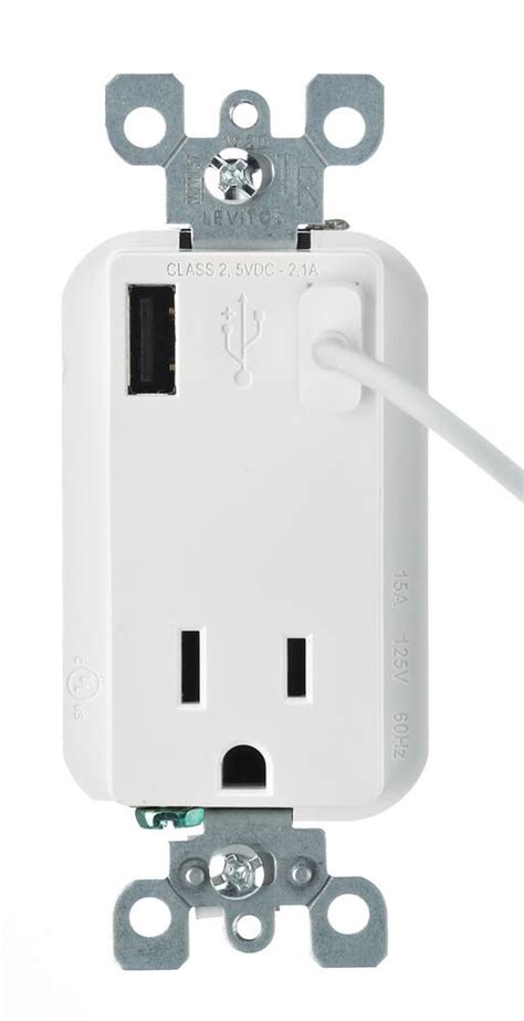 Leviton USB Charger/Tamper Resistant Receptacle | Canadian Tire