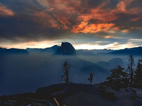 10 Easy Hikes in Yosemite National Park with Stunning Views — Nomads in ...