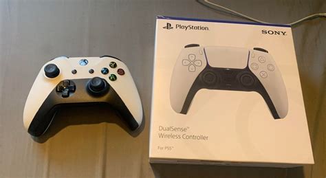 Random: eBay Customer Orders A PS5 Controller, Receives A Painted Xbox ...