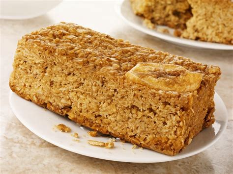 Banana Oat Flapjacks Recipe | EatSmarter