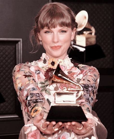 taylor swift - grammys 2021 | Taylor swift, Celebrities, Taylor