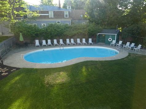 Cranmore Inn and Suites, a North Conway Boutique Hotel Pool: Pictures ...