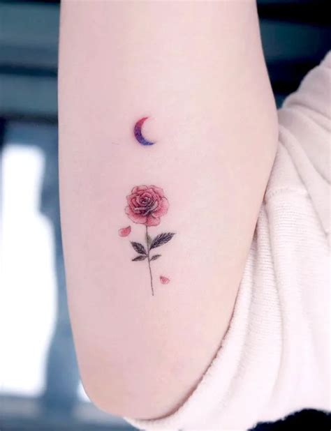 60 Dreamy Moon Tattoos With Meaning - Our Mindful Life