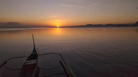 Taal Lake Sunset, Balete, Batangas....waited for 2.5 hours just to get this shot. : r/Philippines