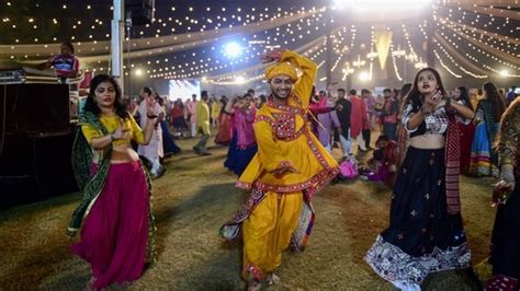 Gujarat: Six 'heart attacks' deaths reported while performing garba last week | Latest News ...