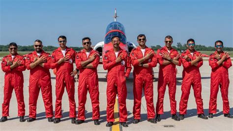 Surya Kiran Aerobatic Team: Always the Best in the sky