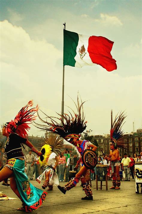 Indigenous dancers - Mexico City Mexican Folklore, Mexican Heritage, Mexican American, Mexican ...