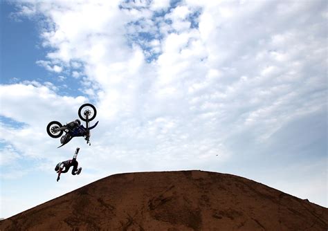 How Motocross Riders Don't Die All the Time | WIRED