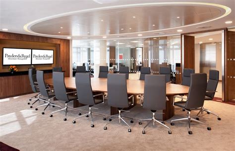 Meeting Rooms >> Oval Board Room >> This executive boardroom is a stylish suite for meeti ...