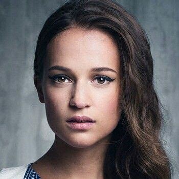 Alicia Vikander (Ava) - Ex Machina | Alicia vikander, Face characters, Portraiture