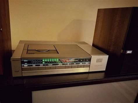 Thrift store find. Magnavox FD-2000 (US Version of Philips CD-200, 1983). Along with the Sony ...