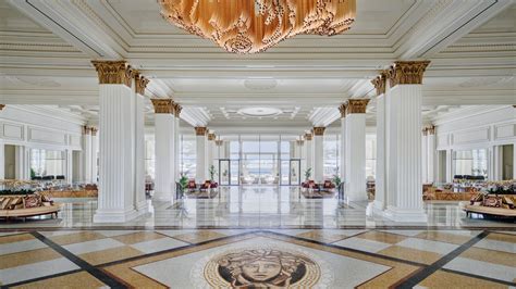 Palazzo Versace Dubai — Hotel Review | Condé Nast Traveler