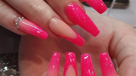 Neon Pink Acrylic Nails : Neon Pink Acrylic Nail Powder Simply Crystal Nails / Cosmopolitan uk's ...