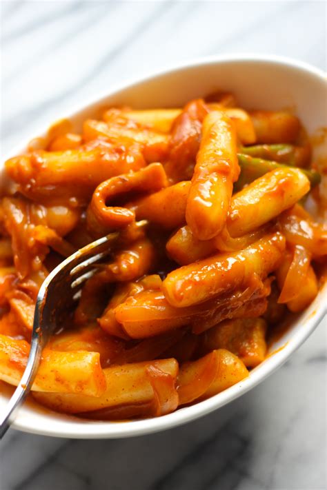 Spicy Rice Cakes (Tteokbokki) | Spice the Plate