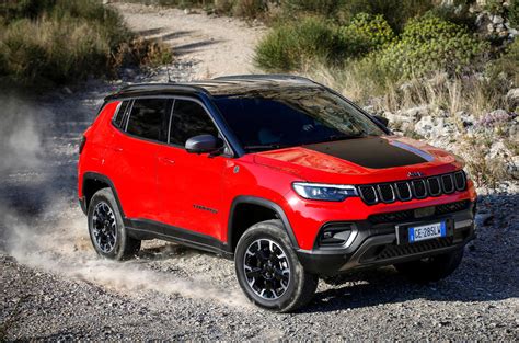 2021 Jeep Compass refreshed with new look and updated interior | Autocar