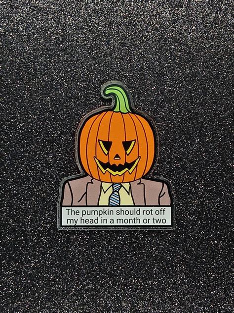 Dwight Pumpkin Head Pin / the Office / Dwight Schrute - Etsy