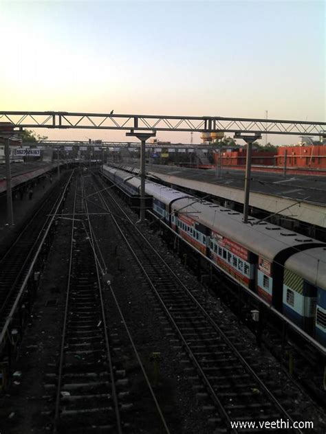 Train at Indore Railway Station | Veethi