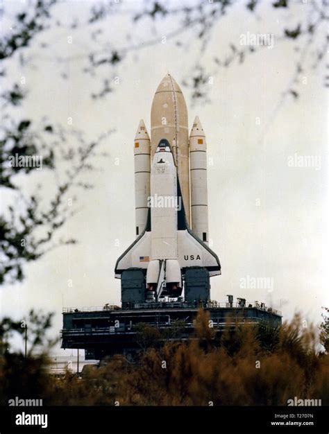 Space Shuttle Columbia at Launch Site 2/5/1981 Stock Photo - Alamy