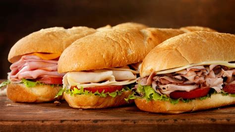 Hoagie Vs. Sub: Are There Any Differences Between These Two Sandwiches?