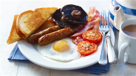 Hotel Breakfasts Explained: Continental, English, American... - God Save The Points