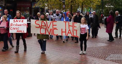 Angry residents protest over closure of Bedworth Civic Hall - CoventryLive