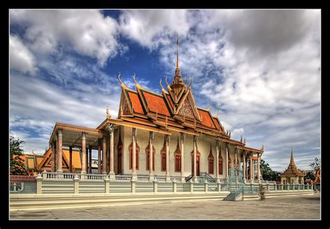 Phnom Penh K - Wat Preah Keo Silver Pagoda 04 | The Silver P… | Flickr