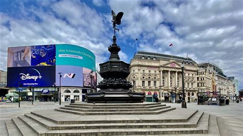 Finest Restaurant And Hotel close to Piccadilly Circus In London