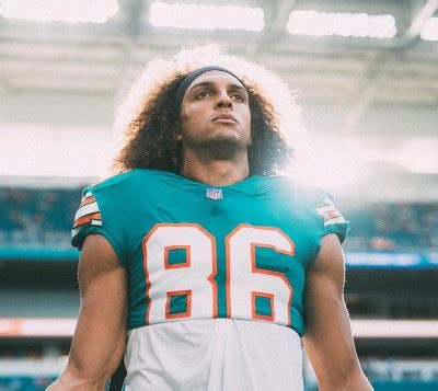 Mack Hollins Bio, Age, Height, Net Worth, Salary, Contract, NFL Draft ...