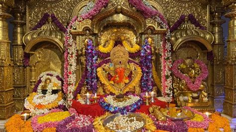 Ganesh Chaturthi 2021: Celebrations at Siddhivinayak Temple go virtual ...